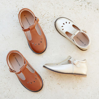 The Classic - Walnut